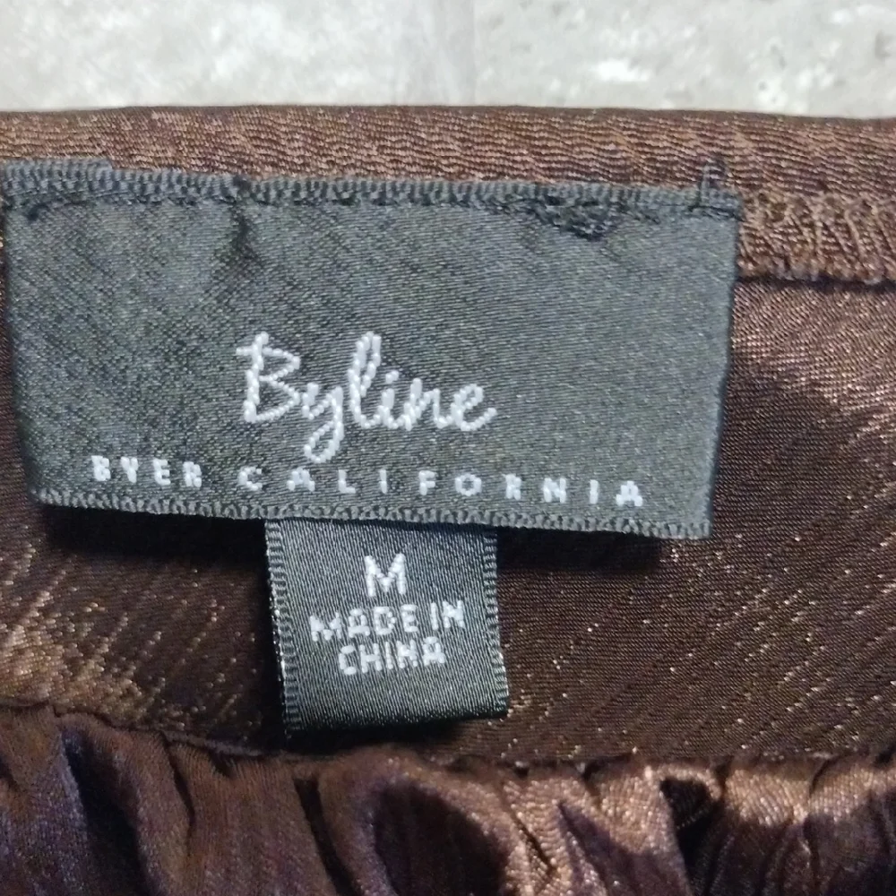 Brown Sleeveless Top - Picture 2 of 3